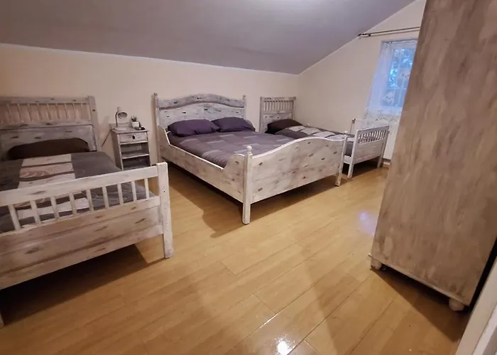 Agawa בית אירוח טארנאו